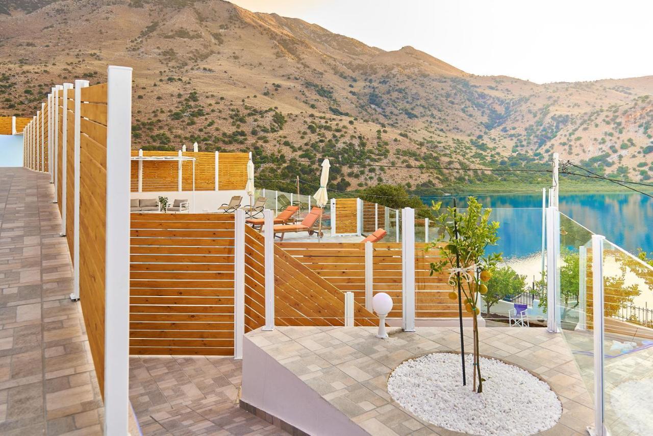 Lake View Suites Kávallos 외부 사진