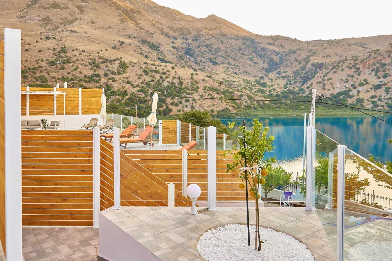 Lake View Suites Kávallos 외부 사진