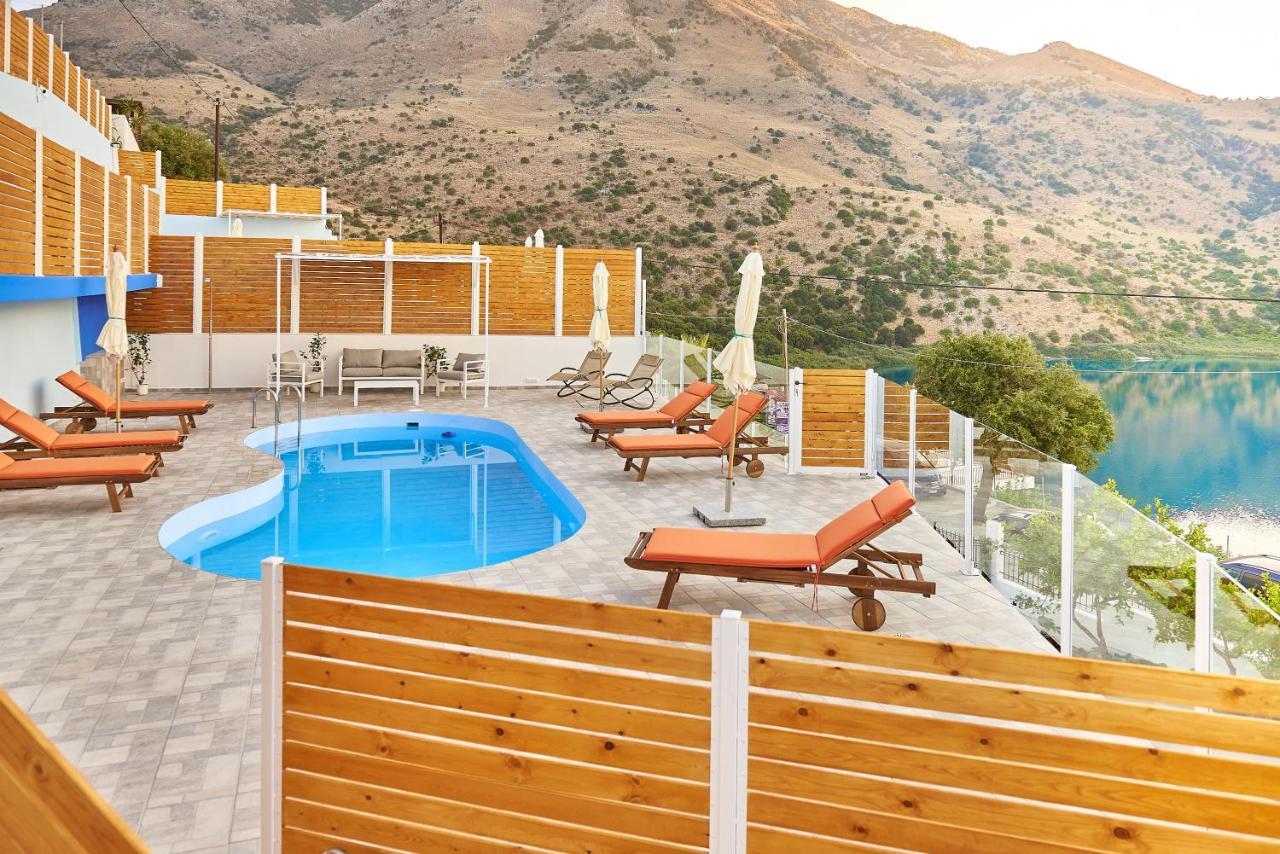 Lake View Suites Kávallos 외부 사진