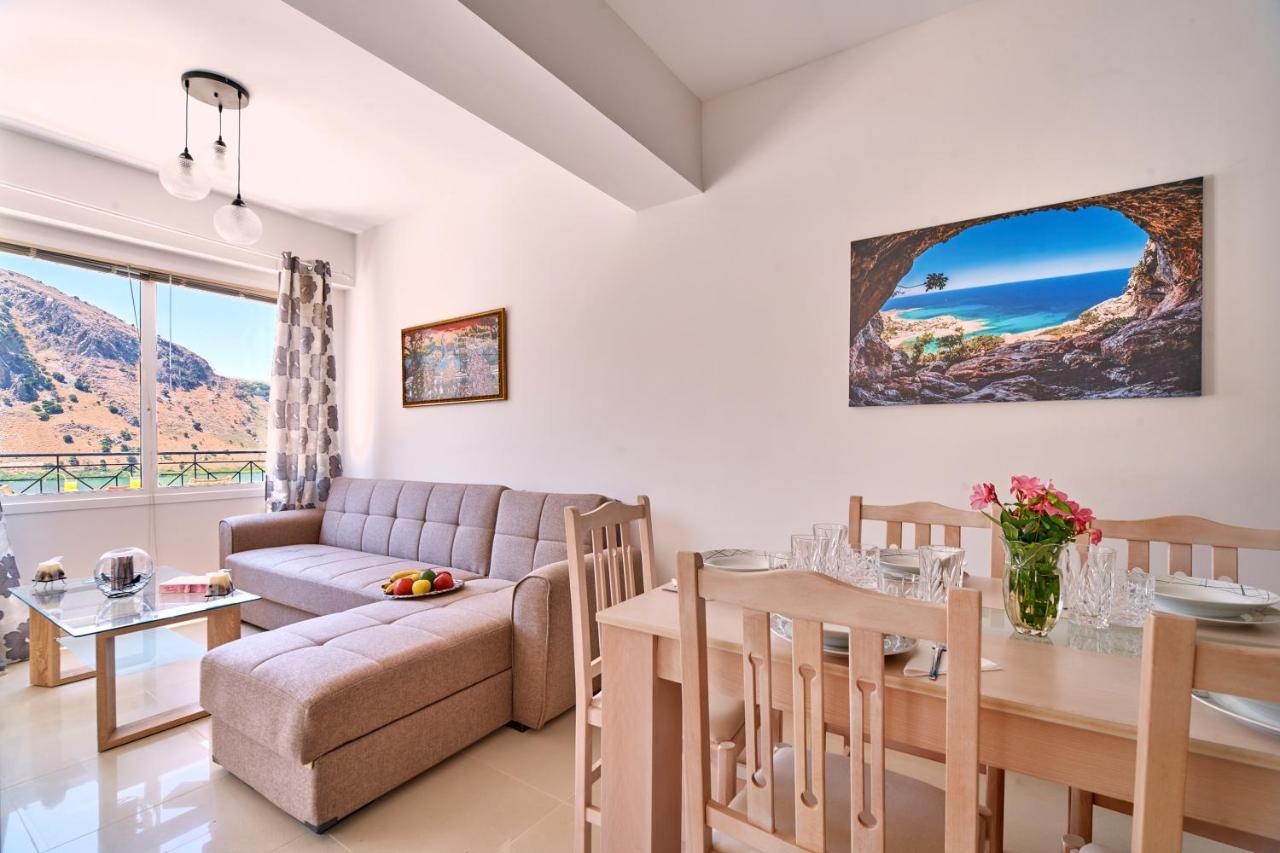 Lake View Suites Kávallos 외부 사진