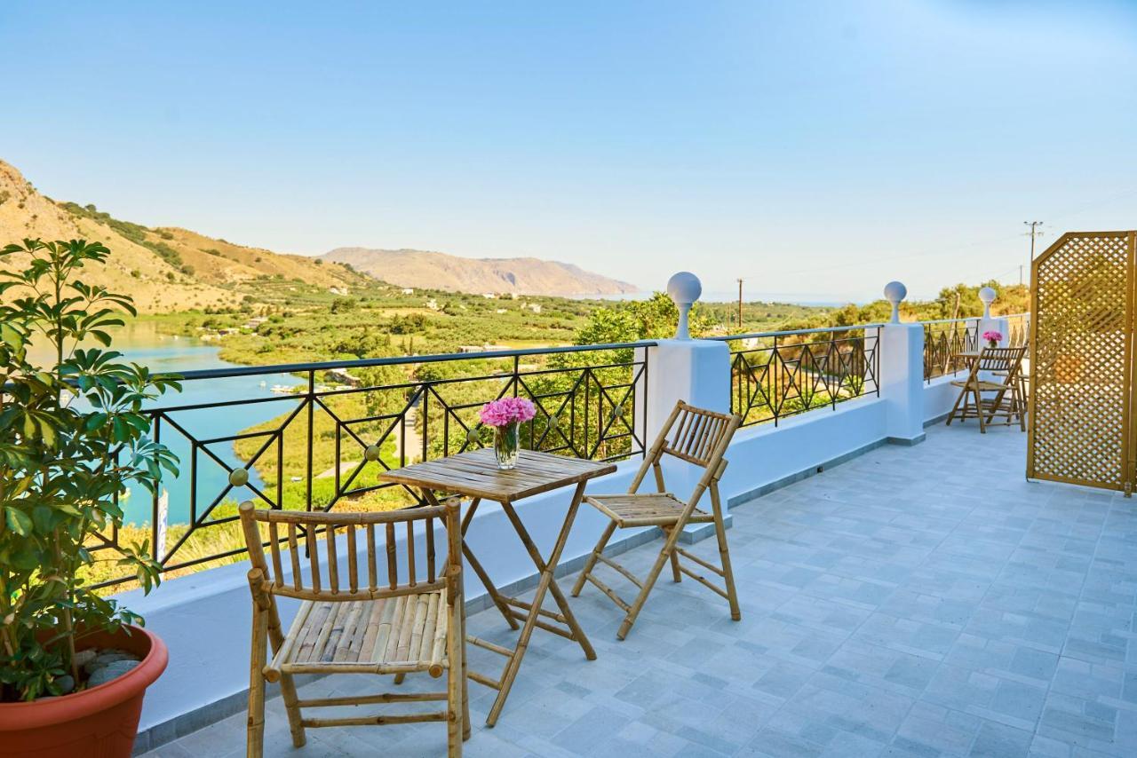 Lake View Suites Kávallos 외부 사진