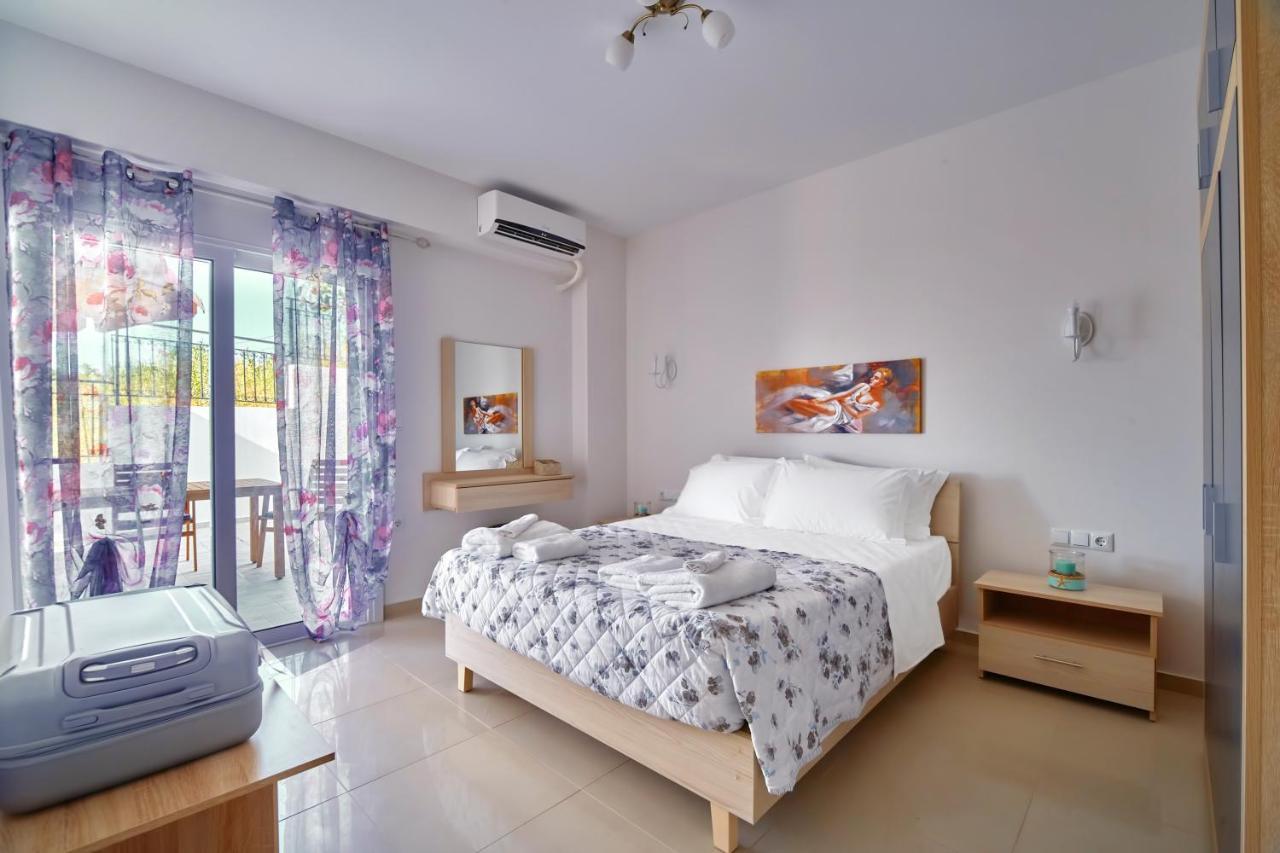 Lake View Suites Kávallos 외부 사진