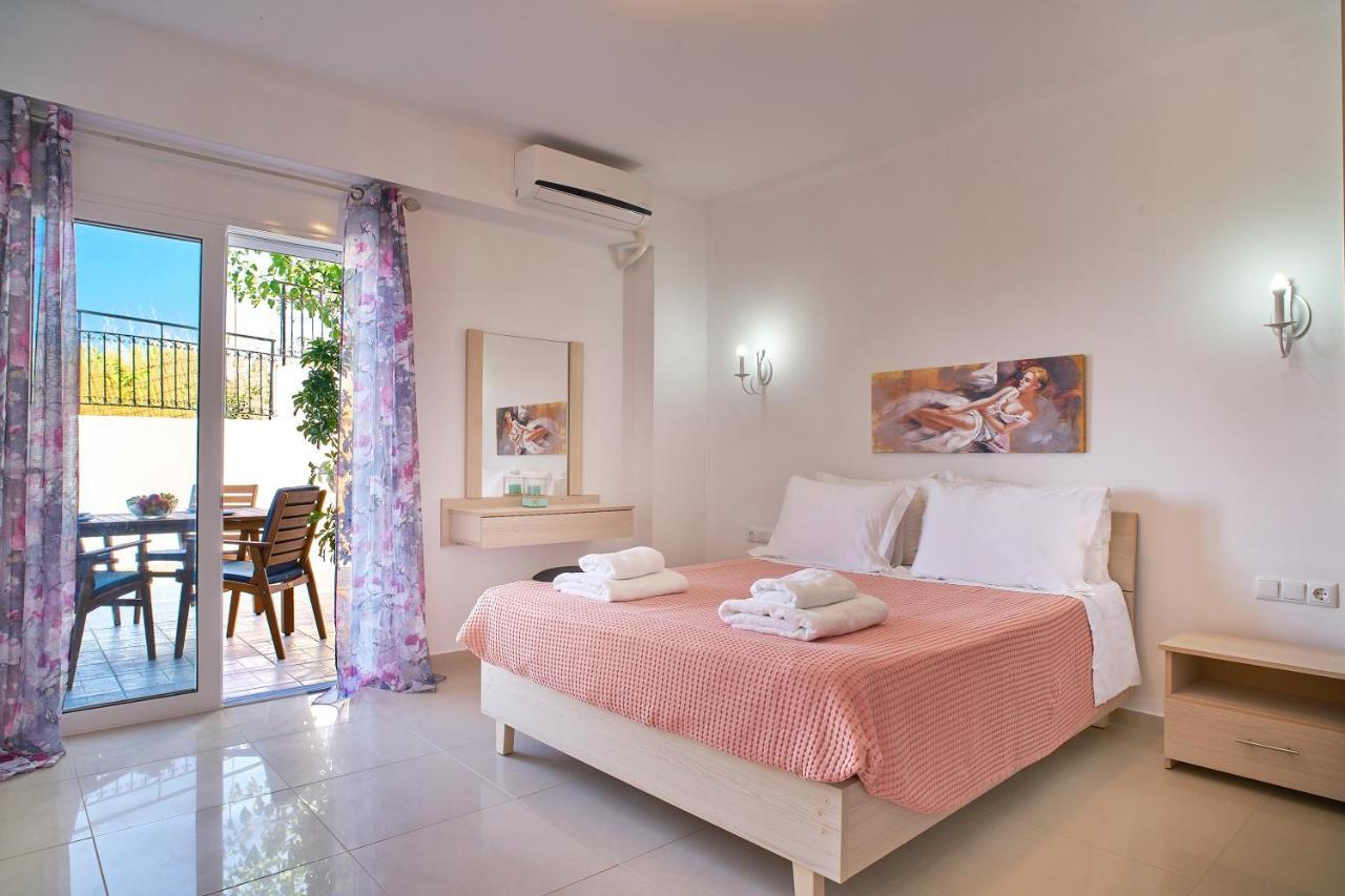 Lake View Suites Kávallos 외부 사진