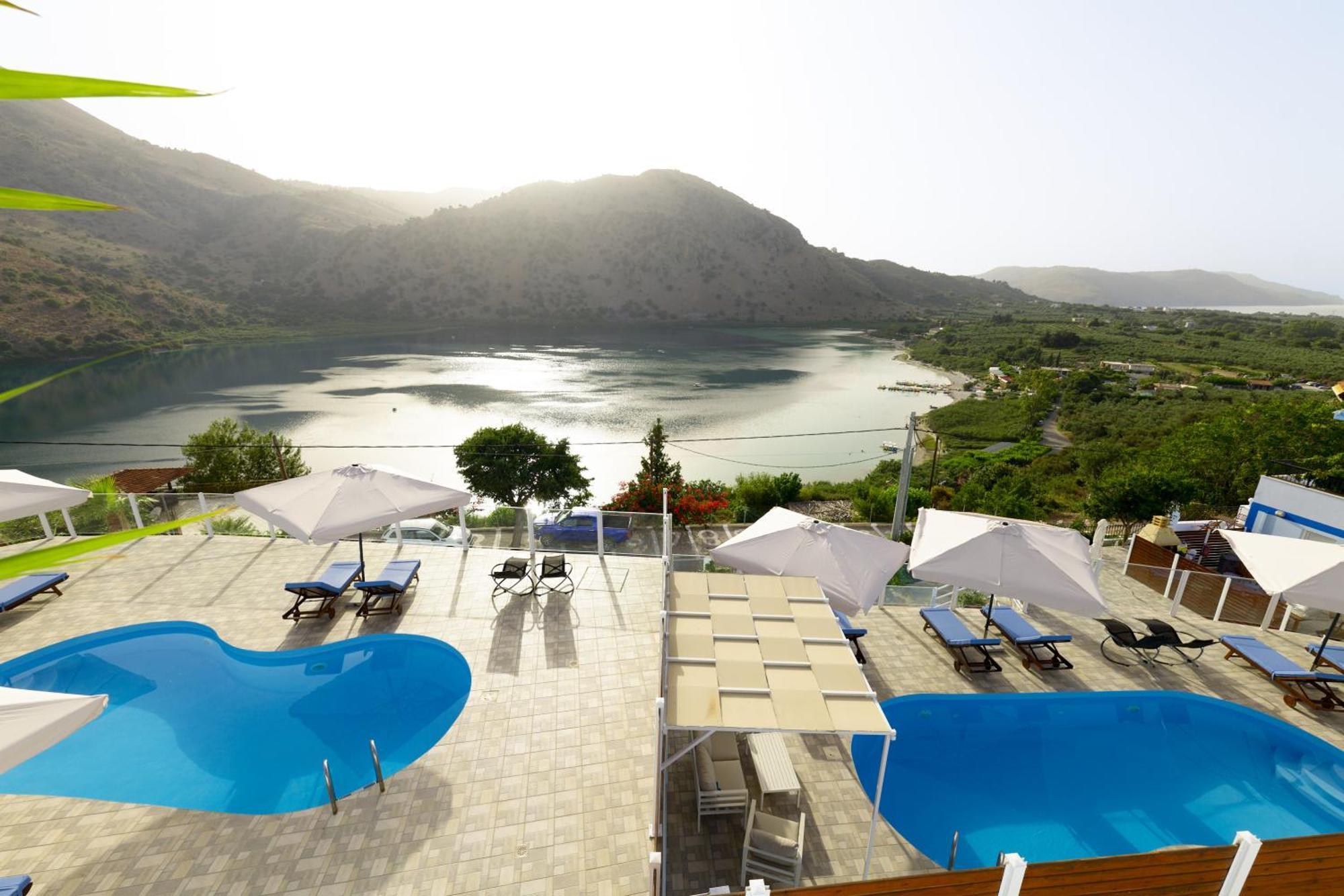 Lake View Suites Kávallos 외부 사진