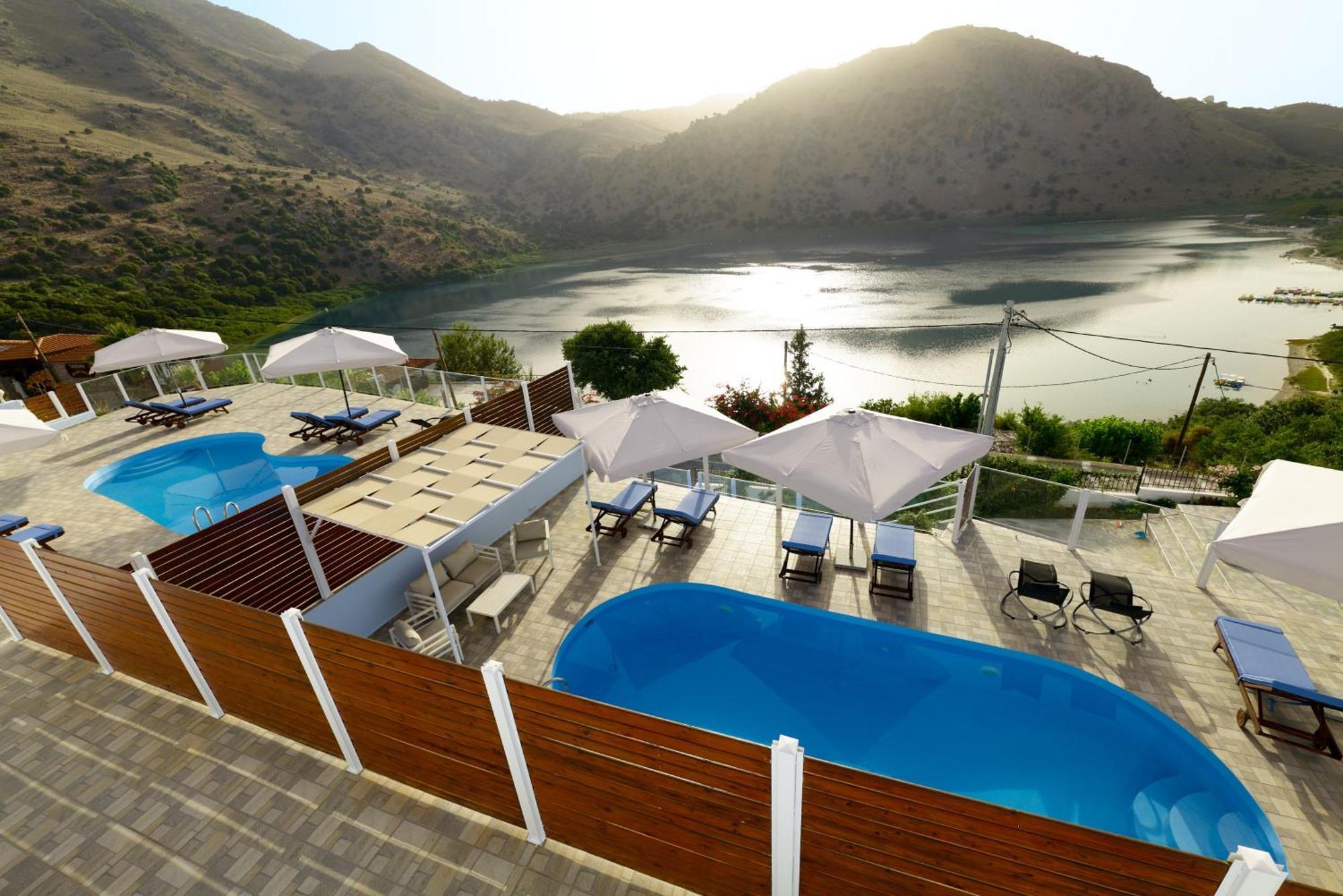 Lake View Suites Kávallos 외부 사진